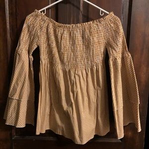 Off the shoulder cute gingham top